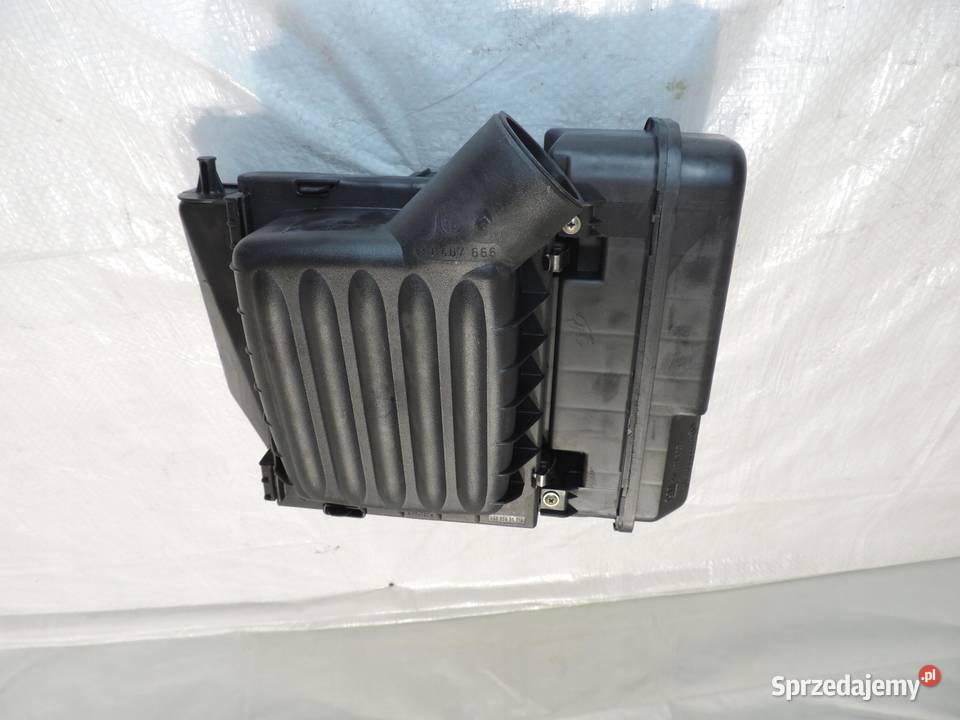 OBUDOWA FILTRA POWIETRZA CORSA B 10 12V 90467666 sprzedam