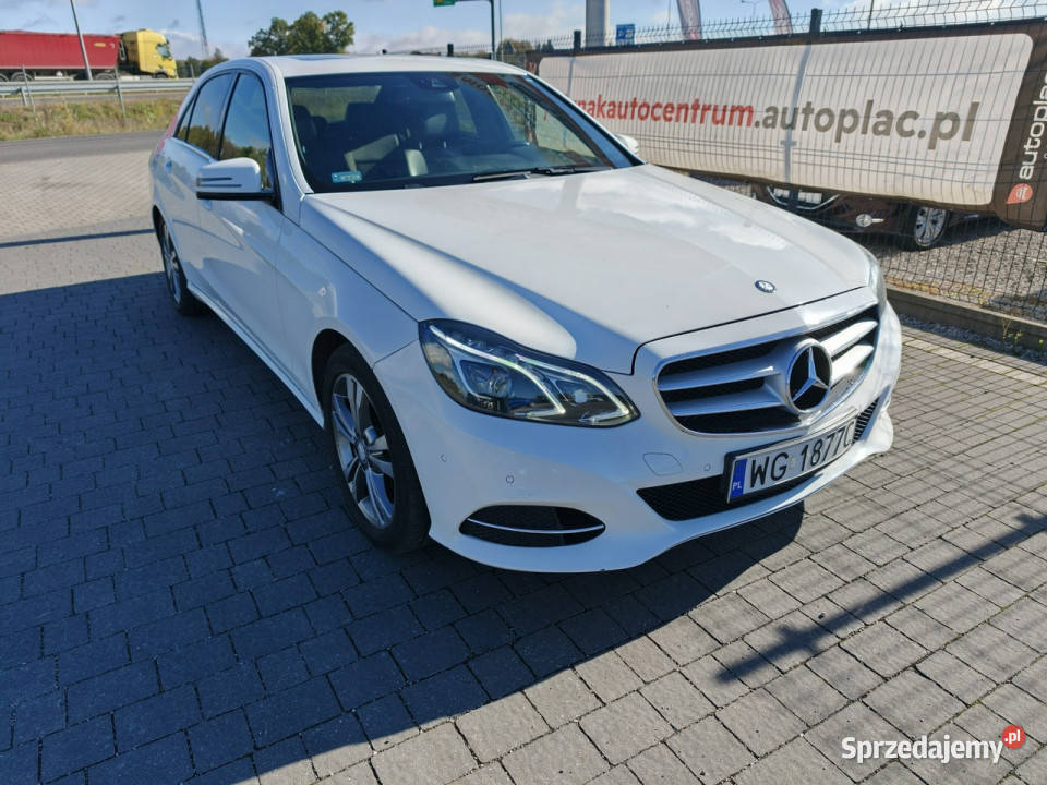 Mercedes E 220 W212 2009 lakier metallic
