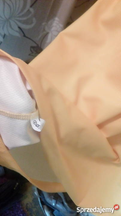 Reebok oryg Tschirt zótłty bez rękawówNa Świdnik sprzedam