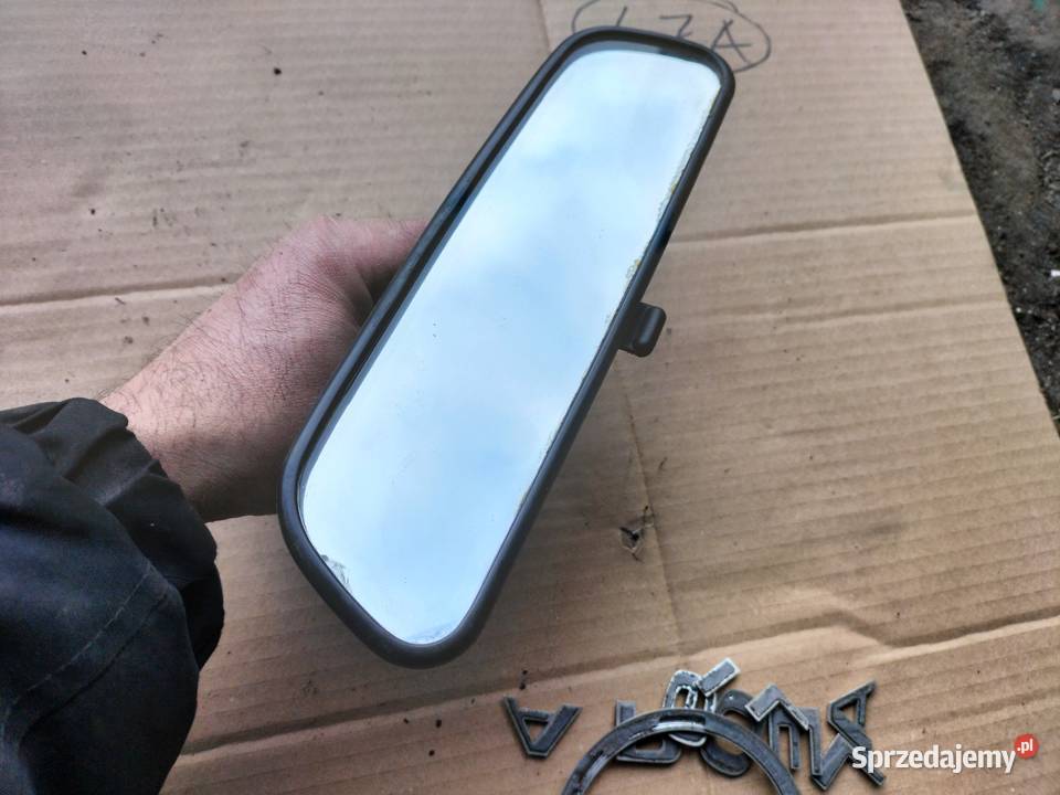 AUDI 80B3 80 B3 LUSTERKO WEWNĘTRZNE ŚRODKOWE osobowe Kamień-Kolonia