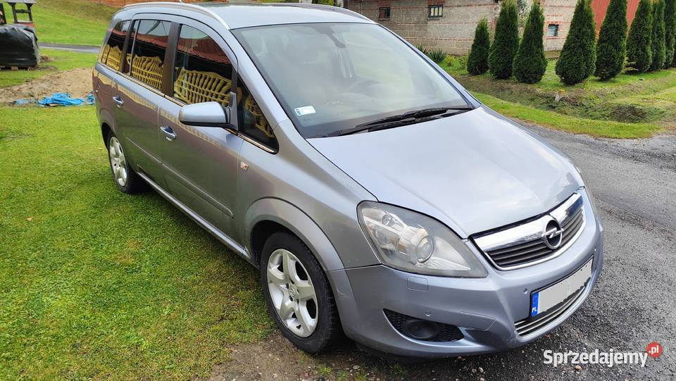 Opel Zafira B lifcie 18 Benzyna 140 2008r 7os manualna Przeworsk