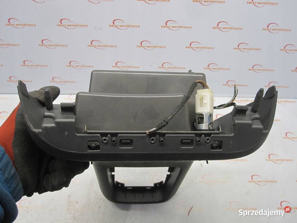 VW GOLF V PLUS 07r ramka biegów gniazdo osobowe Kielce sprzedam