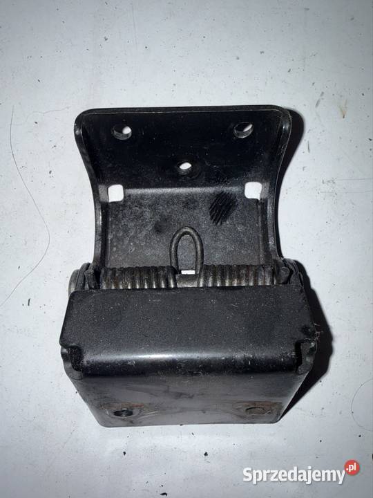Uchwyt siedzenia schowka Aprilia SR GT 125 Motoryzacja Ostrów Wielkopolski