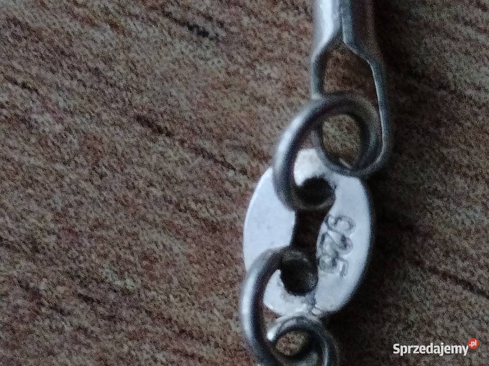Srebrny łańcuszek z zawieszką pieska zachodniopomorskie Choszczno