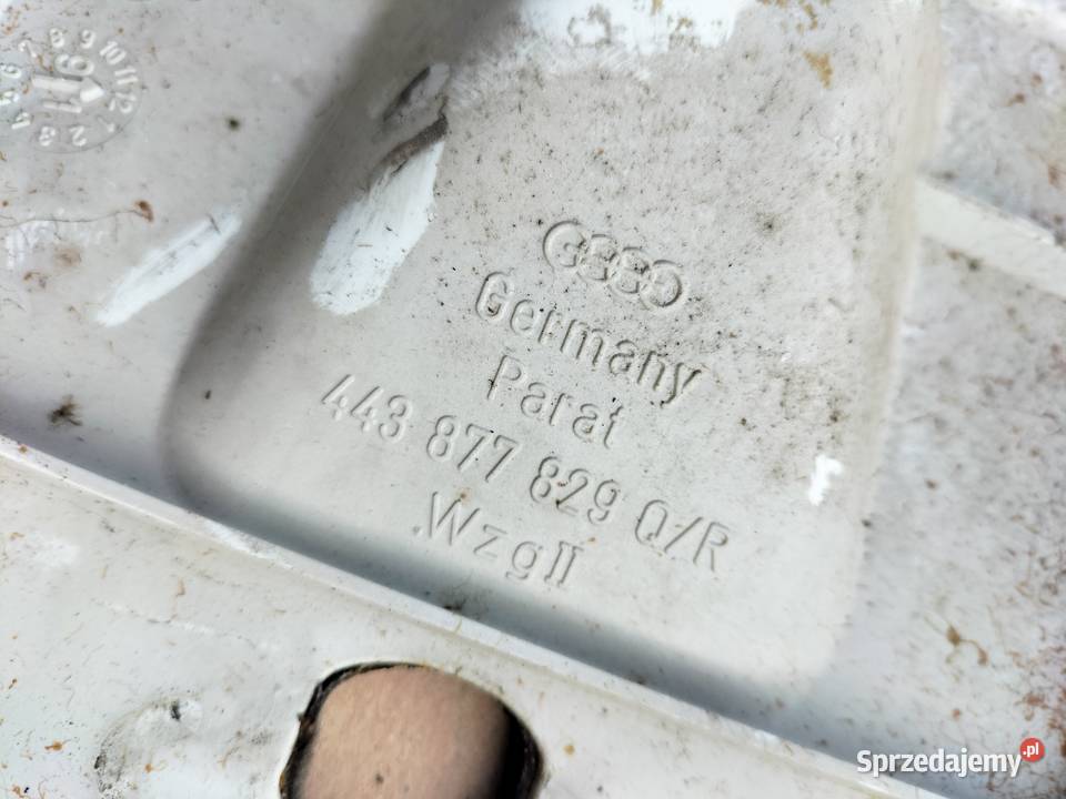 AUDI 80 B4 80B4 443877829 OBUDOWA OSŁONA LAMPLI Kamień-Kolonia