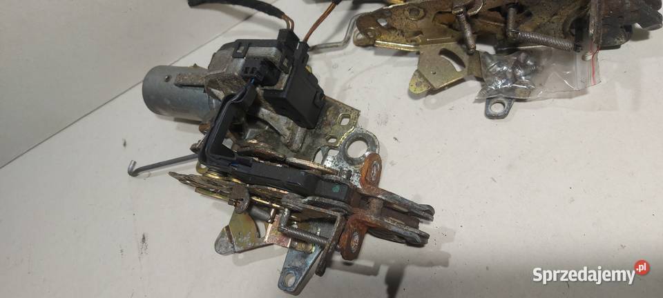 Zamek klapy mercedes w210 lift kombi sprzedam