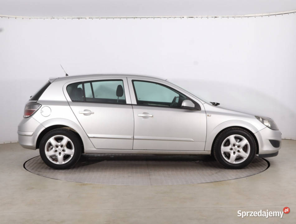 Opel Astra 19 CDTI tempomat Astra Piaseczno