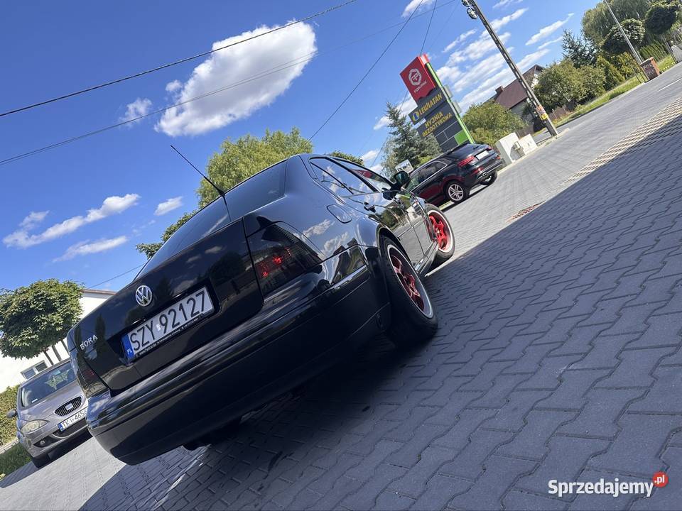 Bora 23 vr5 Samochody osobowe Chomentów
