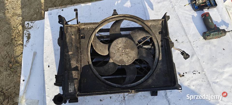 BMW E46 320d 20d M47 6922670 wentylator osobowe