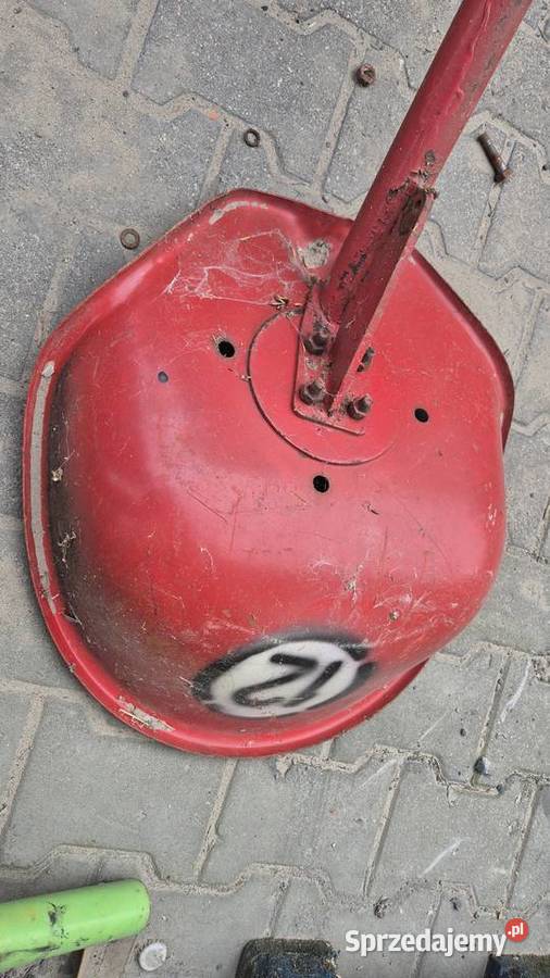 Siedzenie metalowe prl Hryniewicze