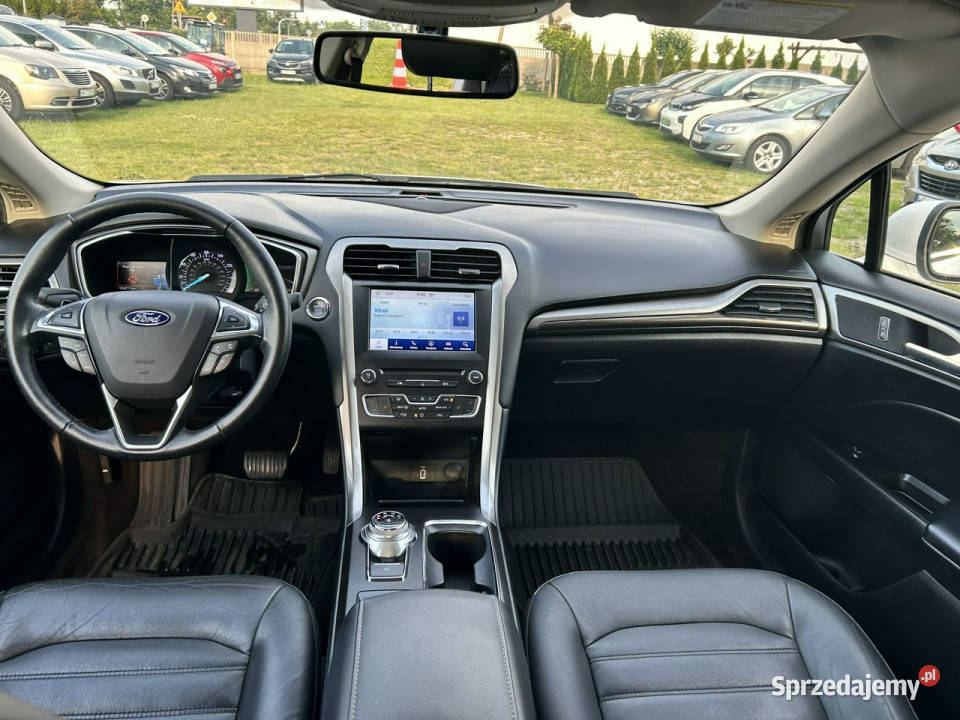 Ford Fusion 63 nieuszkodzony