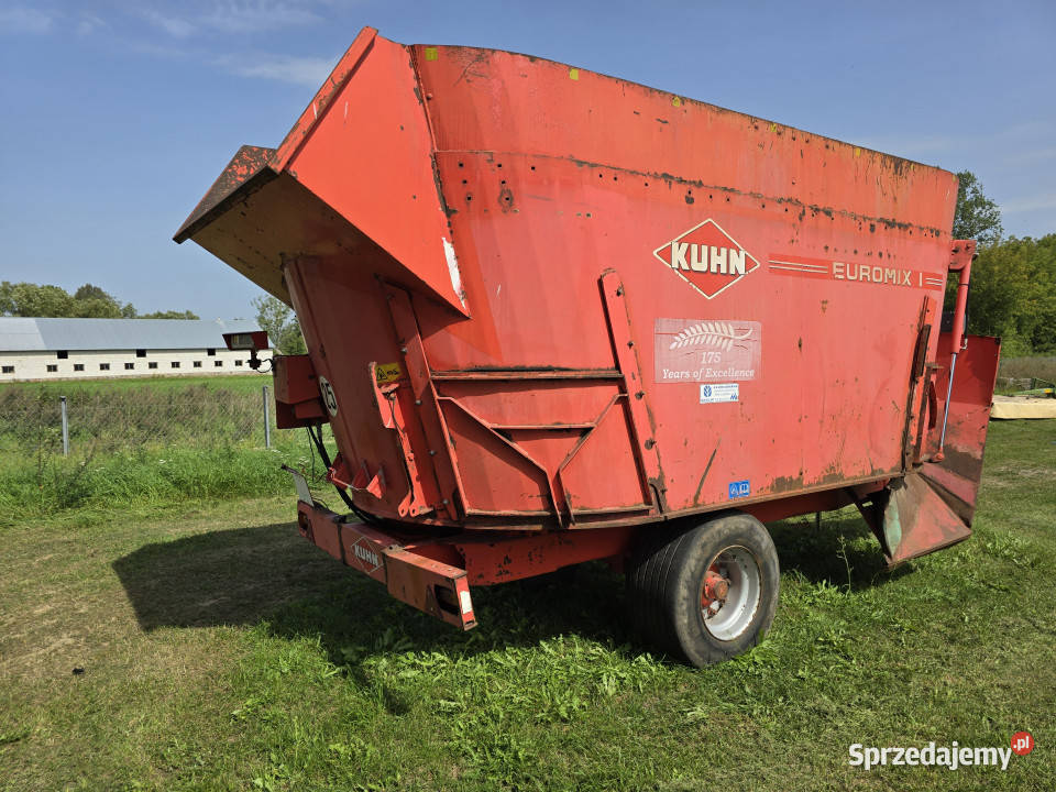 Wóz paszowy KUHN Euromix I EUV270 2270 22 m3 16 Baliki