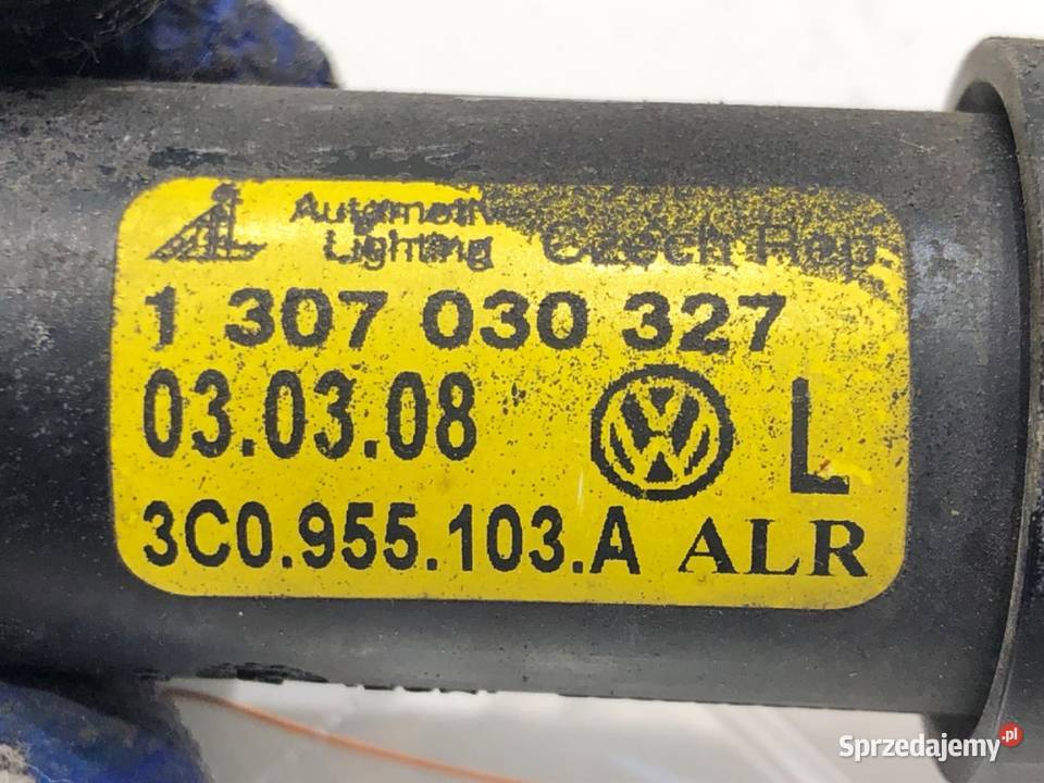 SPRYSKIWACZ REFLEKTORA LEWY PRZÓD VW PASSAT B6