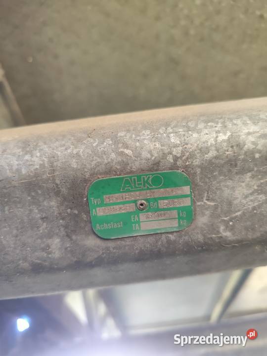 Laweta przyczepa ciężarowa 640x220 platforma Poznań