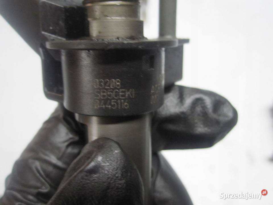 BMW E82 E87 E90 E60 X1 X3 20 D 143 0445116001 osobowe sprzedam