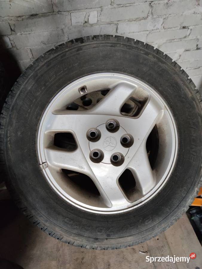 Sprzedam alu z oponami do Rav 4 I sprzedam