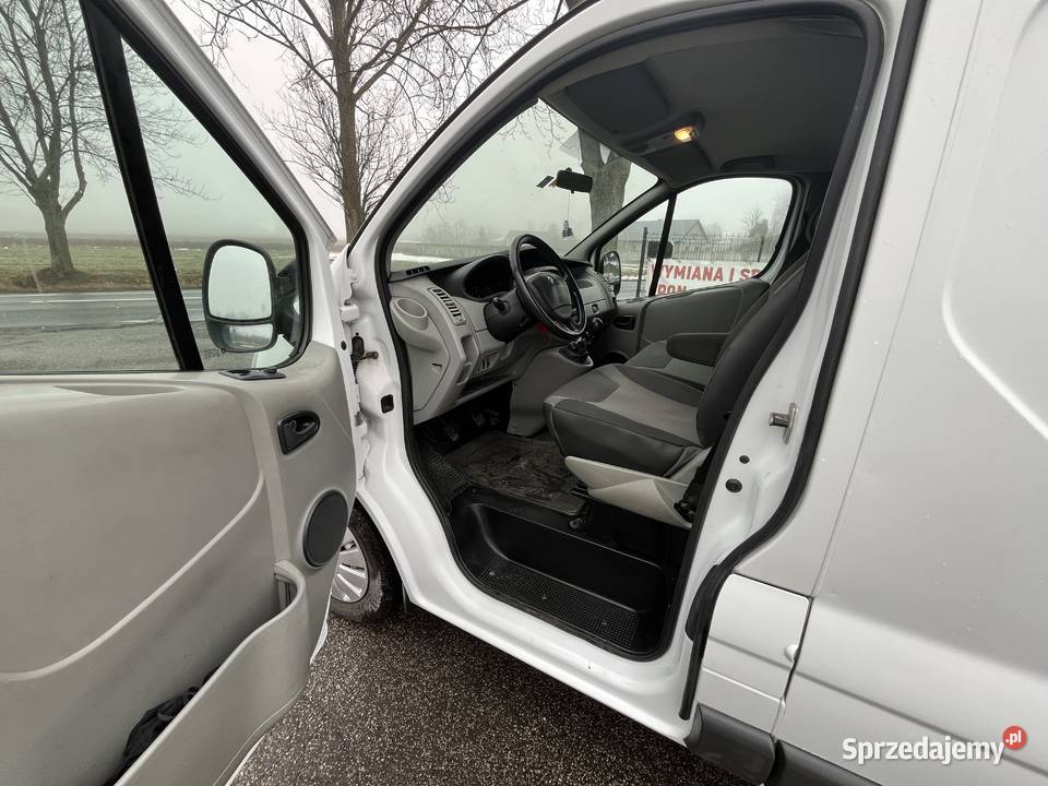 Renault Trafic 2012 Klima Hak Napęd przednia oś Renault Poddębice