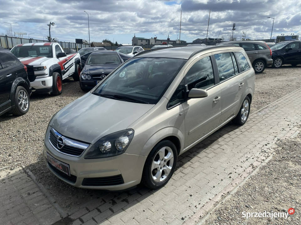 Opel Zafira 19 cdti 101 7 os Klima nowe tarcze pomorskie