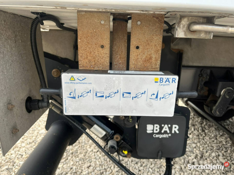 Iveco Daily 70C18 Winda1tona Izoterma 8 palet 169098km Iveco Daleszyce sprzedam