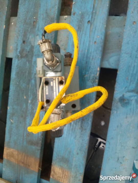 Kostka Bosh R469 688 810 091 353 zawór Kielce