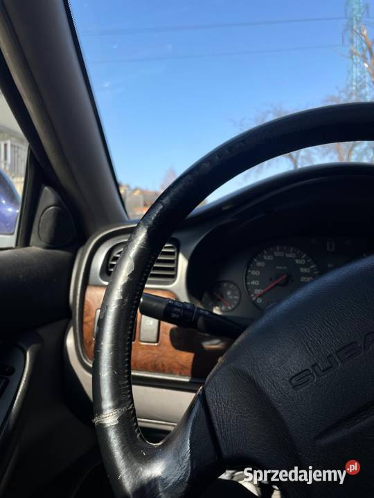 Subaru legacy outback 25 LPG 4x4 automat gniazdo AUX śląskie Bielsko-Biała