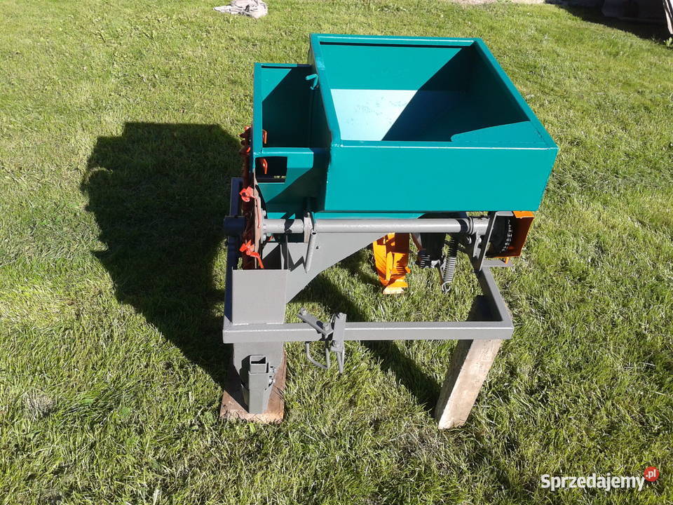 sadzarka do ziemniaków zawieszana na pług sprzedam