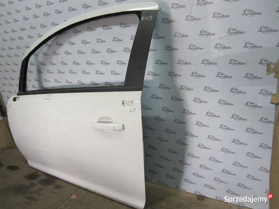 OPEL CORSA D OPC drzwi lewe przód świętokrzyskie