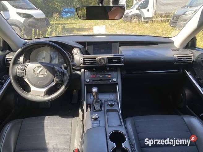 LEXUS IS 2017 1998 ccm 245