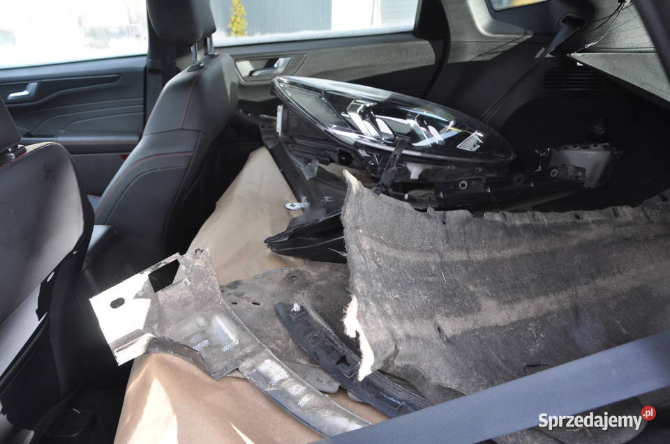 Ford Kuga STLINE 4X4 190 Koni Automat Virtual automatyczna