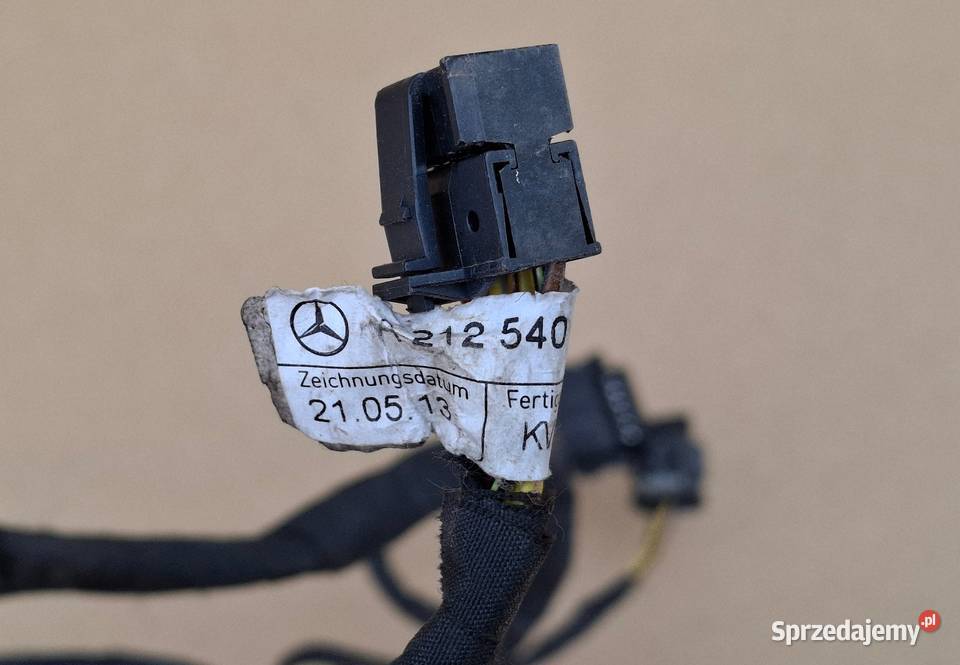 MERCEDES EKLASA W212 WIĄZKA INSTALACJA ZDERZAKA Bieleń