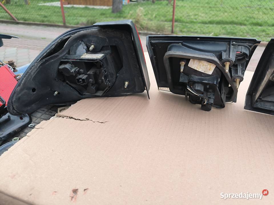 Saab 900 blenmda lampy tyl podkarpackie Stalowa Wola