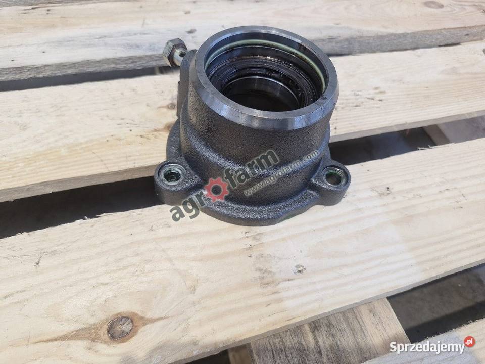 Uchwyt wałka Fendt 939 930 927 822 Byków