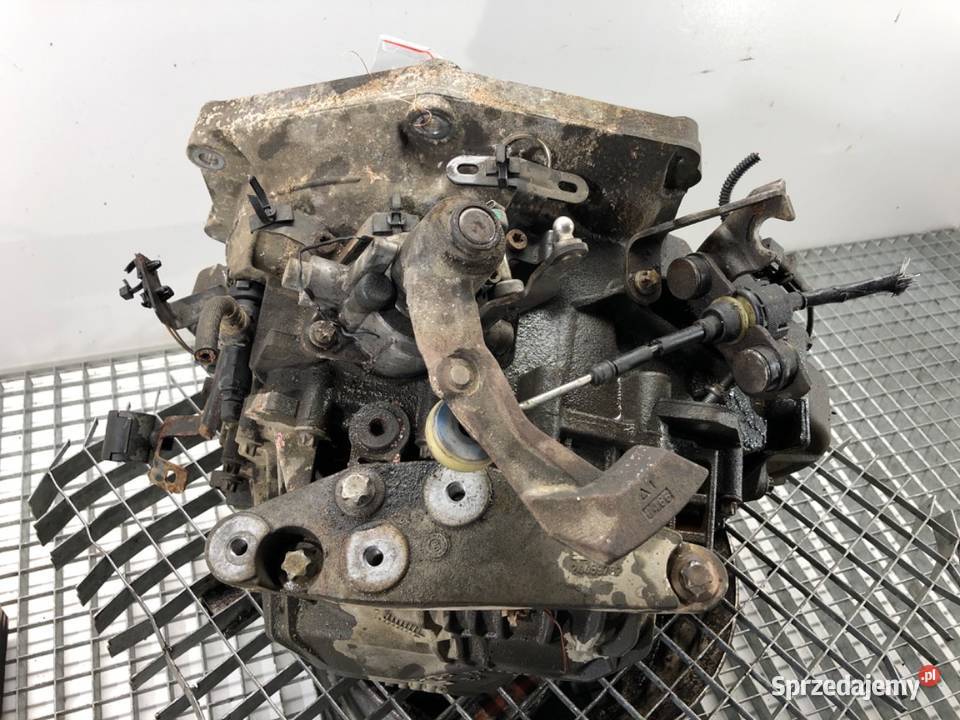 SKRZYNIA BIEGÓW OPEL ZAFIRA B 55194293 19 100 osobowe Skrzyni biegów