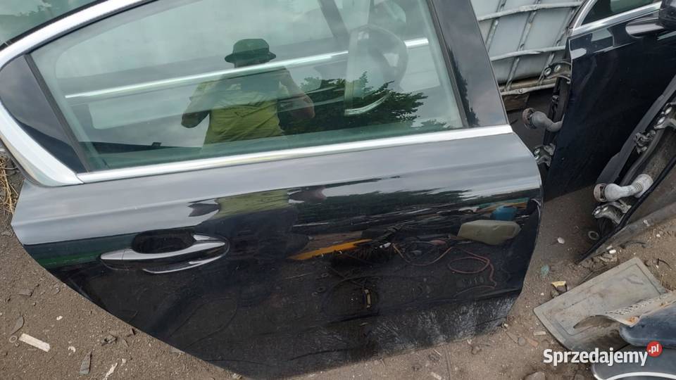 Drzwi prawe przód tył lewe prawe KTVD Peugeot osobowe Części samochodowe Książ Wielkopolski sprzedam
