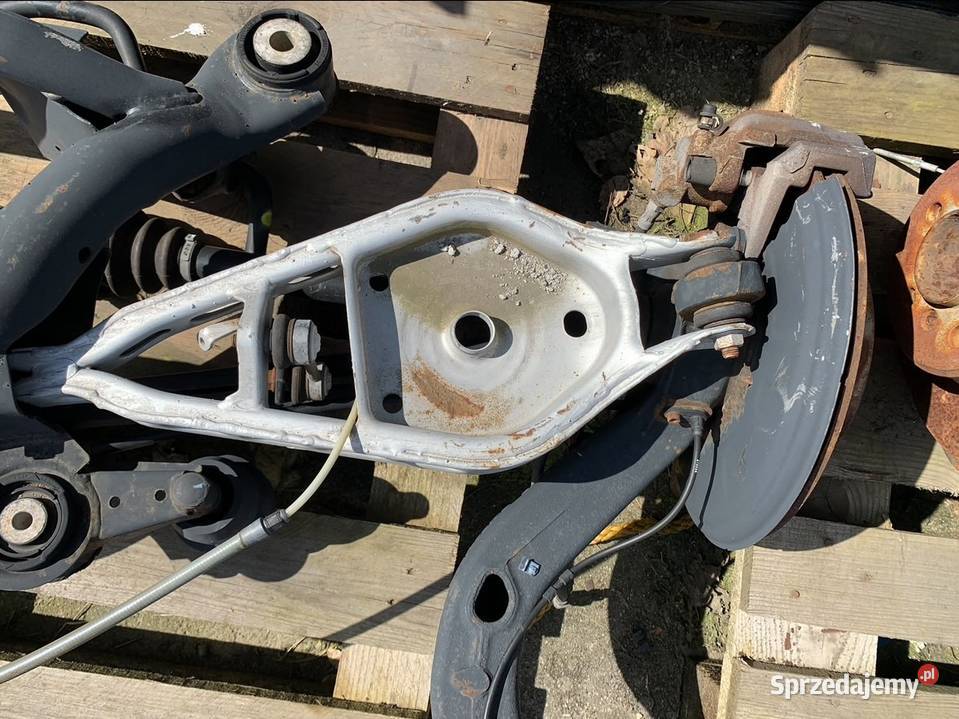 BMW X3 E83 lift Wózek tylny zawieszenie mały Gdańsk