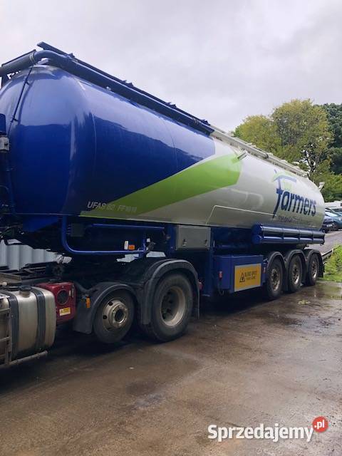 Naczepa do paszy Welgro Rok produkcji 2016 mazowieckie Warszawa