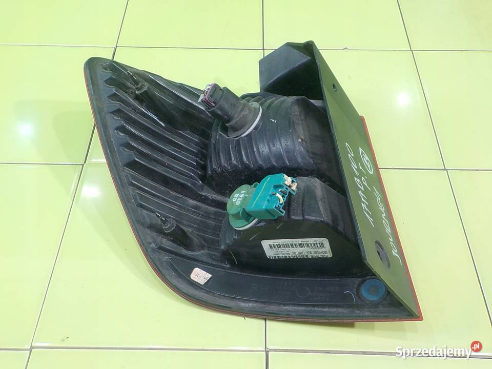 DODGE JOURNEY 20 CRD 09r 5D lampa prawa tyl Lampy tylne Suków