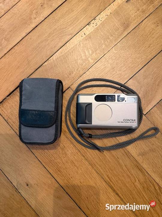Aparat Contax T2 Titan z oryginalnym etui Brochocin