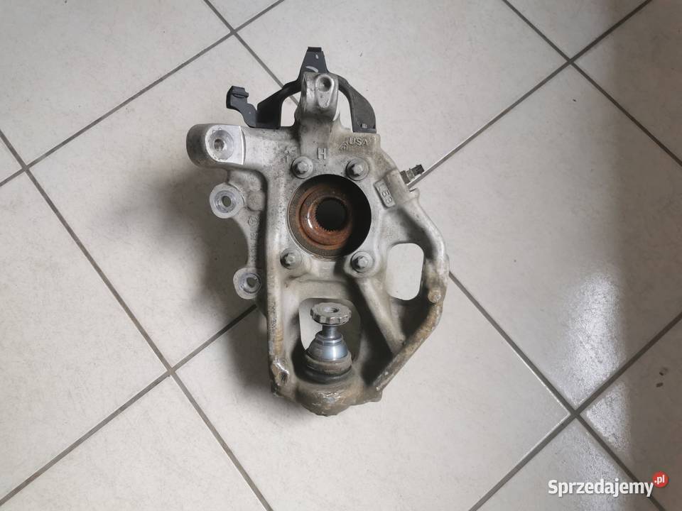 Zwrotnica piasta Mercedes Gle W167 16710R osobowe Złocieniec sprzedam