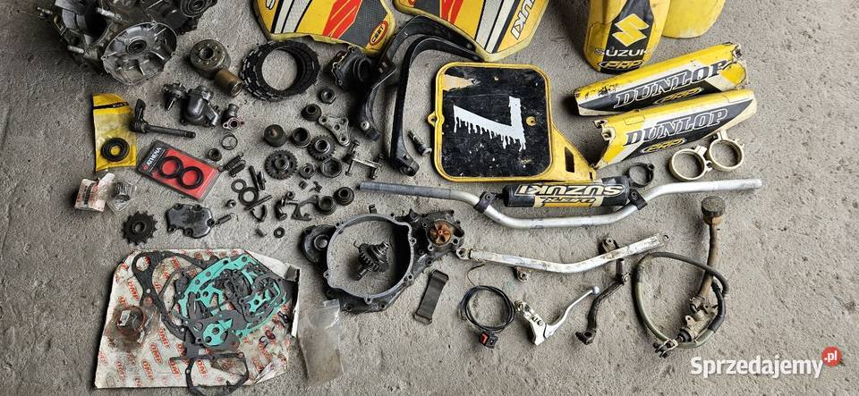Suzuki RM 250 9596r pozostałości cześci Wieluń sprzedam