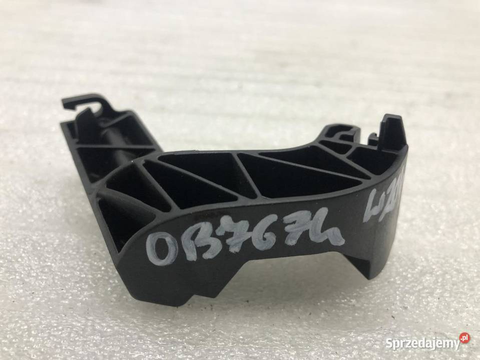 WSPORNIK KLAMKI MERCEDES CKLASA W204 A2047330714