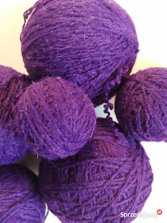 Włóczka w kolorze fioletowym sprzedam