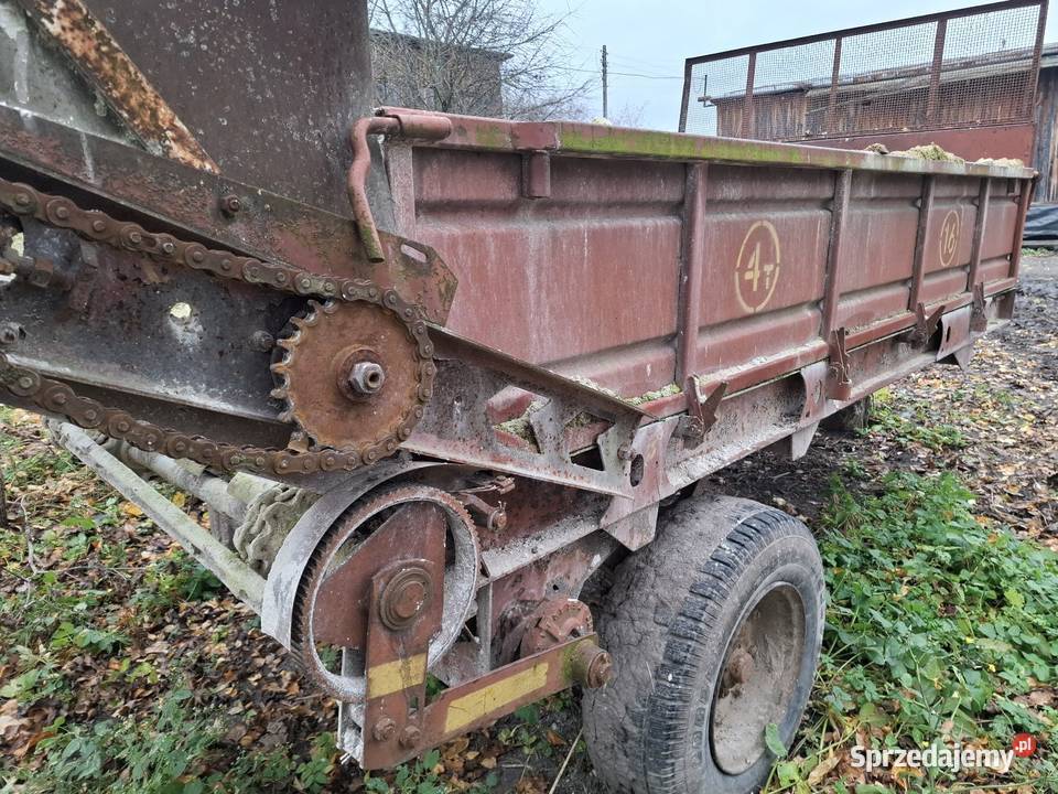 Rozrzutnik obornika jednoosiowy rosyjski Rolnictwo