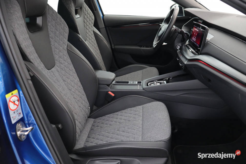 Skoda Octavia 15 eTSI mHEV wielofunkcyjna kierownica Zabrze