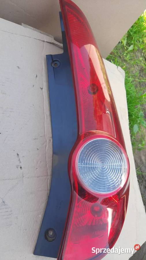 lampa tylna prawa lewa OPEL AGILA B Dębno