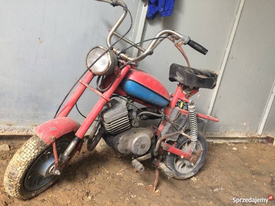 Sprzedam Motorynke uszkodzony sprzedam