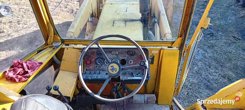 Koparka ładowarka MF Massey Ferguson Ostrówek nie Bieżeń sprzedam