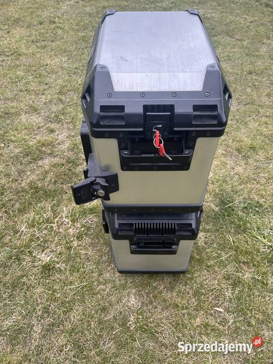 Sprzedam duże kufry hepco beckerstelaż Włodawa