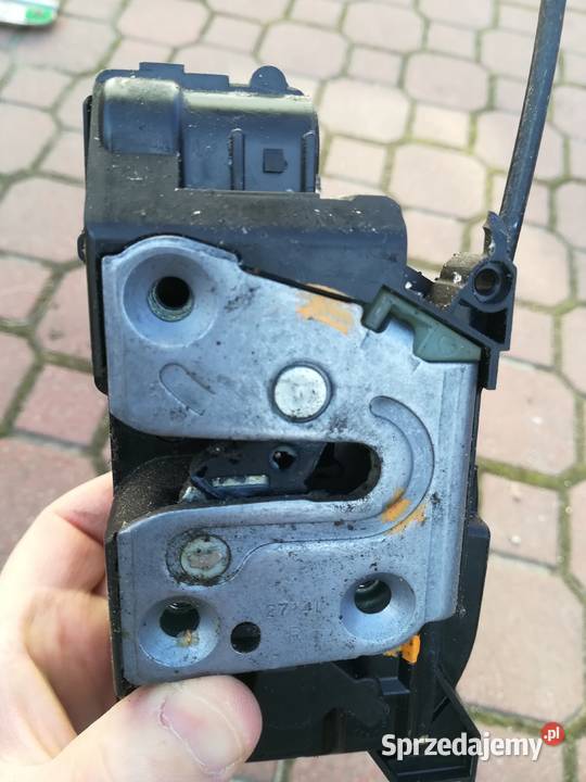 Master III 3 Mowano zawias przedni lewy komplet Tarnowiec
