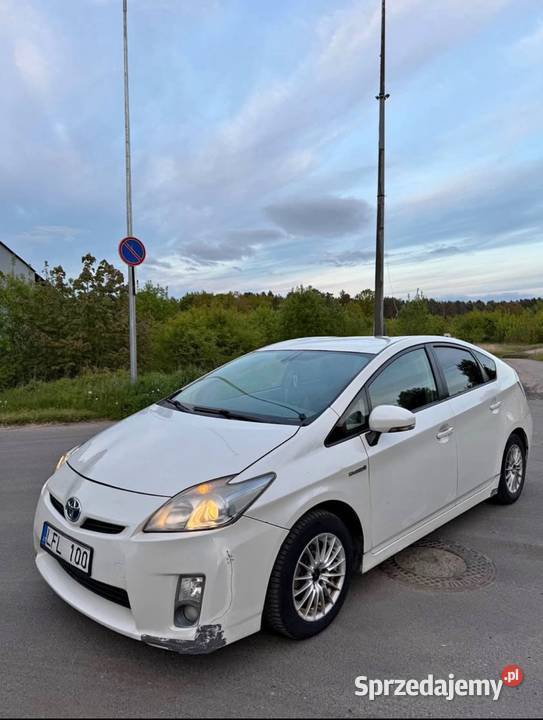 Toyota Prius 2010 z LPG automatyczna Warszawa